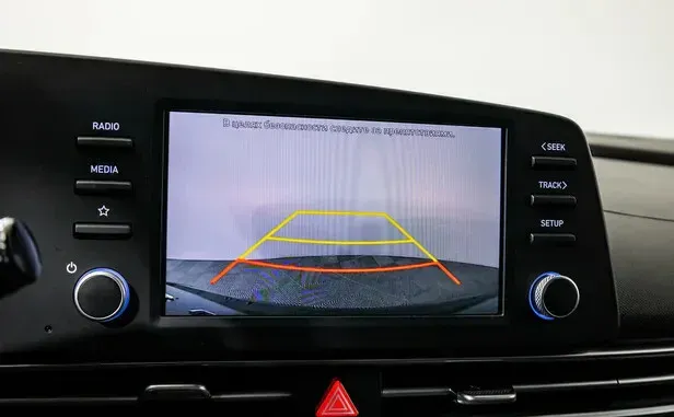 Hyundai Elantra, VII (CN7) — фото 10