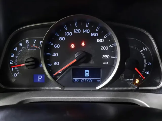 Toyota RAV4, IV (XA40) — фото 15