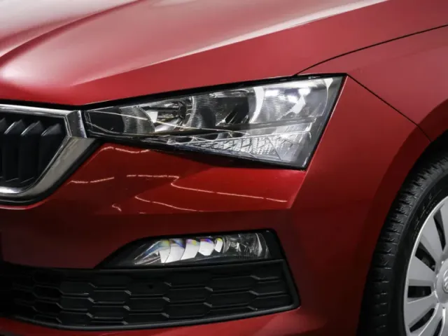 Skoda Rapid, II — фото 9