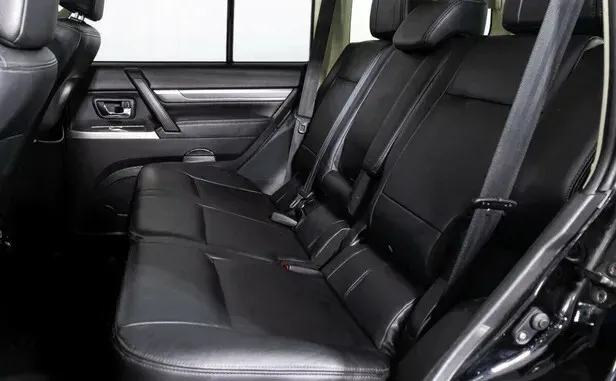 Mitsubishi Pajero, IV Рестайлинг 2 — фото 8
