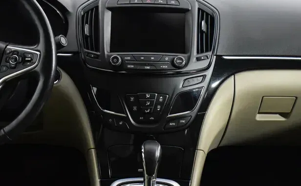 Opel Insignia, I Рестайлинг — фото 8