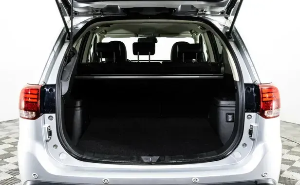 Mitsubishi Outlander, III Рестайлинг 3 — фото 13