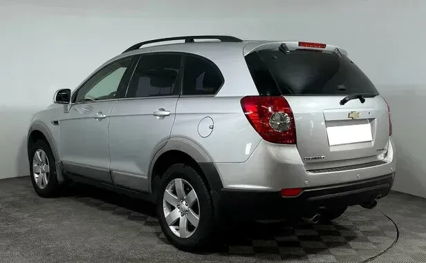 Chevrolet Captiva, I Рестайлинг — фото 4