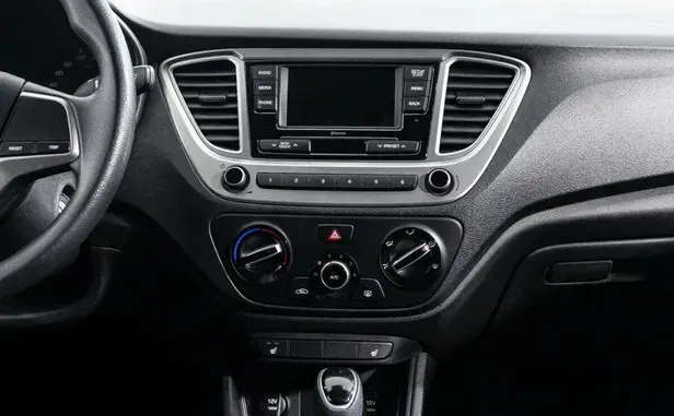 Hyundai Solaris, II Рестайлинг — фото 35