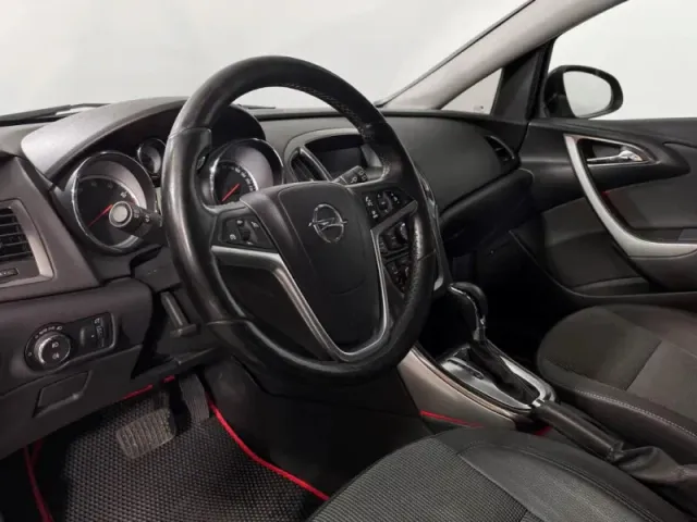 Opel Astra, J Рестайлинг — фото 11