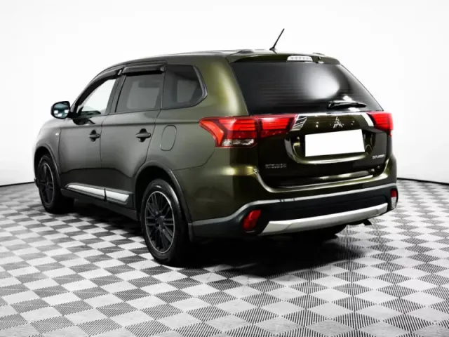 Mitsubishi Outlander, III Рестайлинг 2 — фото 7