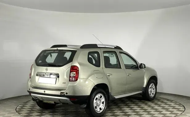 Renault Duster, I — фото 2