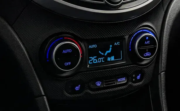 Hyundai Solaris, I Рестайлинг — фото 9