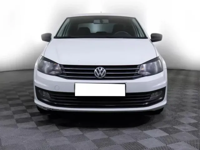 Volkswagen Polo, V Рестайлинг — фото 2
