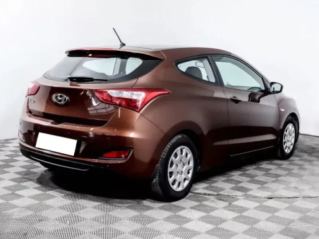 Hyundai i30, II — фото 4