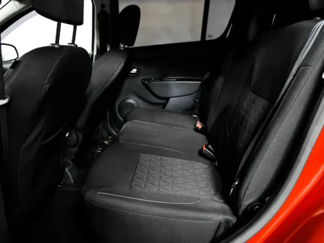 Renault Sandero, II Рестайлинг — фото 12