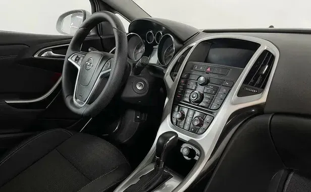 Opel Astra, J Рестайлинг — фото 6