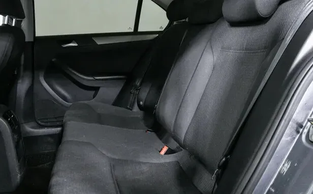 Volkswagen Jetta, VI Рестайлинг — фото 7