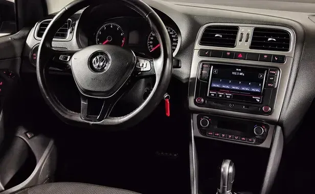 Volkswagen Polo, V Рестайлинг — фото 6